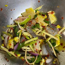 กระเพราไข่ข้น&ยำแซ่บ กระเพราไข่ข้น&ยำแซ่บ ครัวน้องพรีม