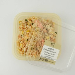 ข้าวผัดเนื้อปลาแซลมอน