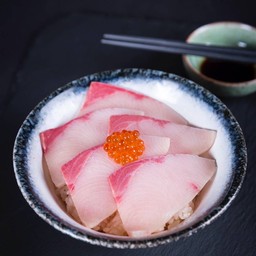 Hamachi Don ข้าวหน้าปลาฮามาจิ