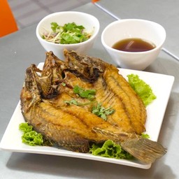 ทอดน้ำปลา