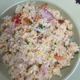 ข้าวผัดเบคอน