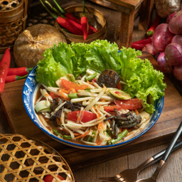 ตำปูปลาร้า Fermented Fish Crab Papaya Salad