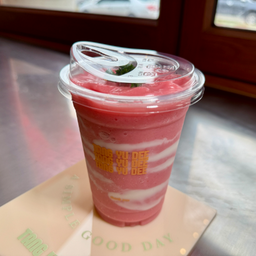 สตอเบอร์รี่สมูตตี้