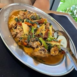 ไก่บ้านรวนปลาร้า