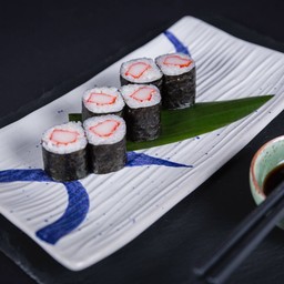 Kani Maki ปูอัดมากิ