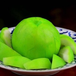 ฝรั่งแช่บ๊วย