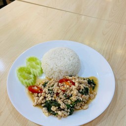 ข้าวกะเพราไก่สับ