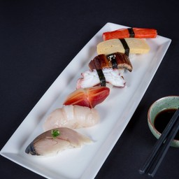 Nigiri Set 7 ข้าวปั้นรวม 7 คำ