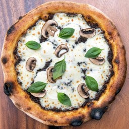 พิซซ่าซอสเห็ดทรัฟเฟิลชีสมอสซาเรลล่า