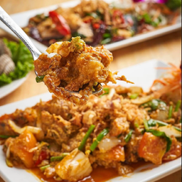 ปูนิ่มผัดผงกระหรี่