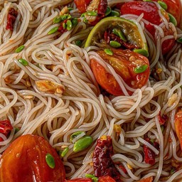 ตำขนมจีน