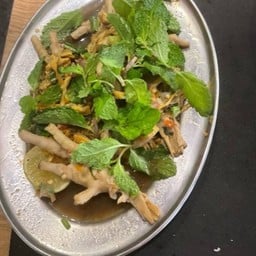 ซุปหน่อไม้ตีนไก่