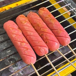 ไส้กรอกวนิลาปิ้ง(4ไม้)