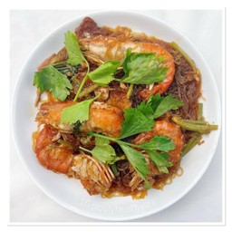 กุ้งอบวุ้นเส้น