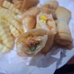 ปอเปี๊ยะทอดของกินเล่น