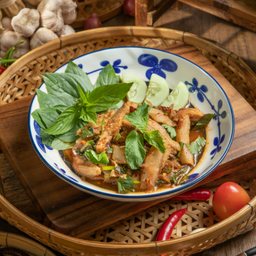 น้ำตกคอหมูย่าง