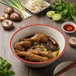 ก๋วยเตี๋ยวไก่มะระ(ธรรมดา)