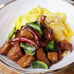 ข้าวไข่ข้น หมูทอดน้ำปลาหวาน