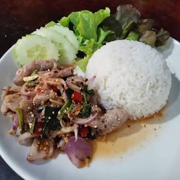 เนื้อน้ำตกราดข้าว