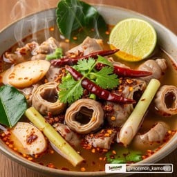 ต้มแซ่บเครื่องในหมู