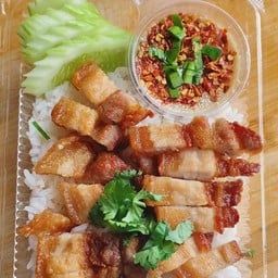 หมูจ๊ะ ไก่จ๋า ทอดน้ำปลา2