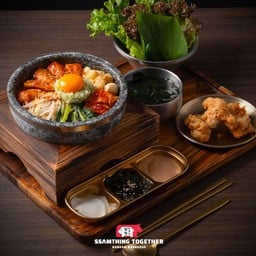 เซตบิบิมบับหน้าแก้มหมูหมักซอสโคชูจัง