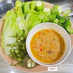 น้ำพริกปลาทูพร้อมผัก