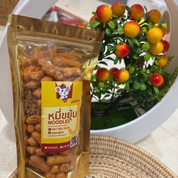 ร้านหมี่ไก่ฉีก(หมี่ขยุ้ม)เจ