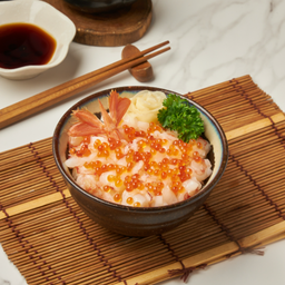 ข้าวหน้ากุ้งหวานไข่ปลาแซลมอน