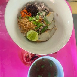 ก๋วยเตี๋ยวแห้ง