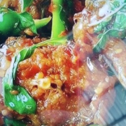 ผัดเผ็ดปลาดุก