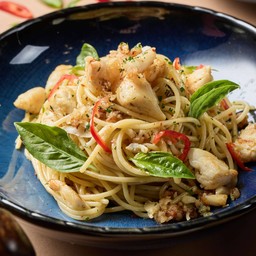 สปาเก็ตตี้ปูผัดพริกกระเทียม