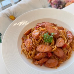 สปาเก็ตตี้ซอสมะเขือเทศ