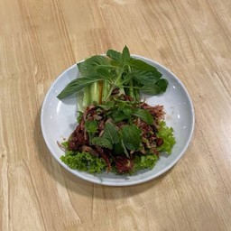 ก้อยเนื้อ.