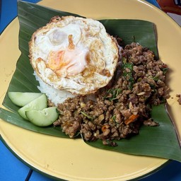 กะเพราแสบทรวงหมู