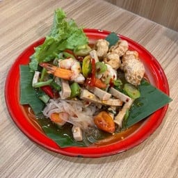 ตำเส้นเล็กโคตรเครื่อง | Som Tum With Thin Rice Noodles & Pork Crackling | 细米粉加猪油渣木瓜沙拉