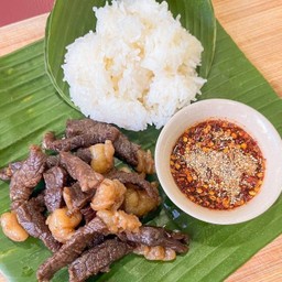 ข้าวเหนียวเนื้อเค็มจิ้มแจ่ว