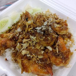 ข้าวราดกุ้งกระเทียม