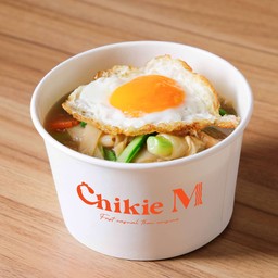 ราดหน้าไข่ดาว