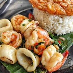 ข้าวกะเพราทะเล