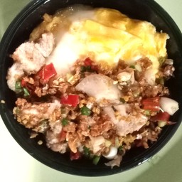 ข้าวไข่ข้น - หมูสามชั้น คั่วพริกเกลือ