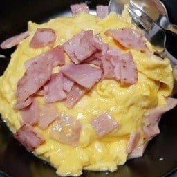 ข้าวไข่ข้นโบโลน่า