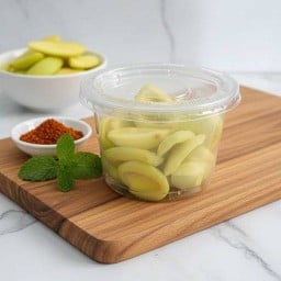 จูน จี๊ด จ๊าสท์ (ตลาดเวิลด์ มาร์เก็ต) ตลาดเวิลด์ มาร์เก็ต