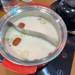 จิงอี้ หม่าล่า