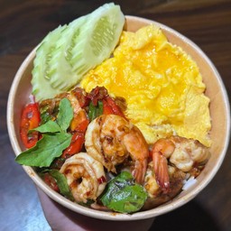 ข้าวกะเพรากุ้ง