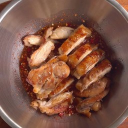 ข้าวยำไก่ซี๊ด