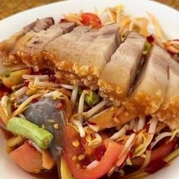 เฮง หมูกรอบ