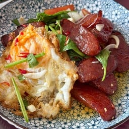 ยำกุนเชียงไข่ดาว