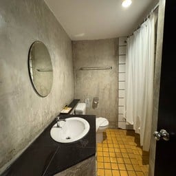 B2 Hotel Mahidol
