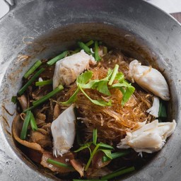 เนื้อปูอบวุ้นเส้น